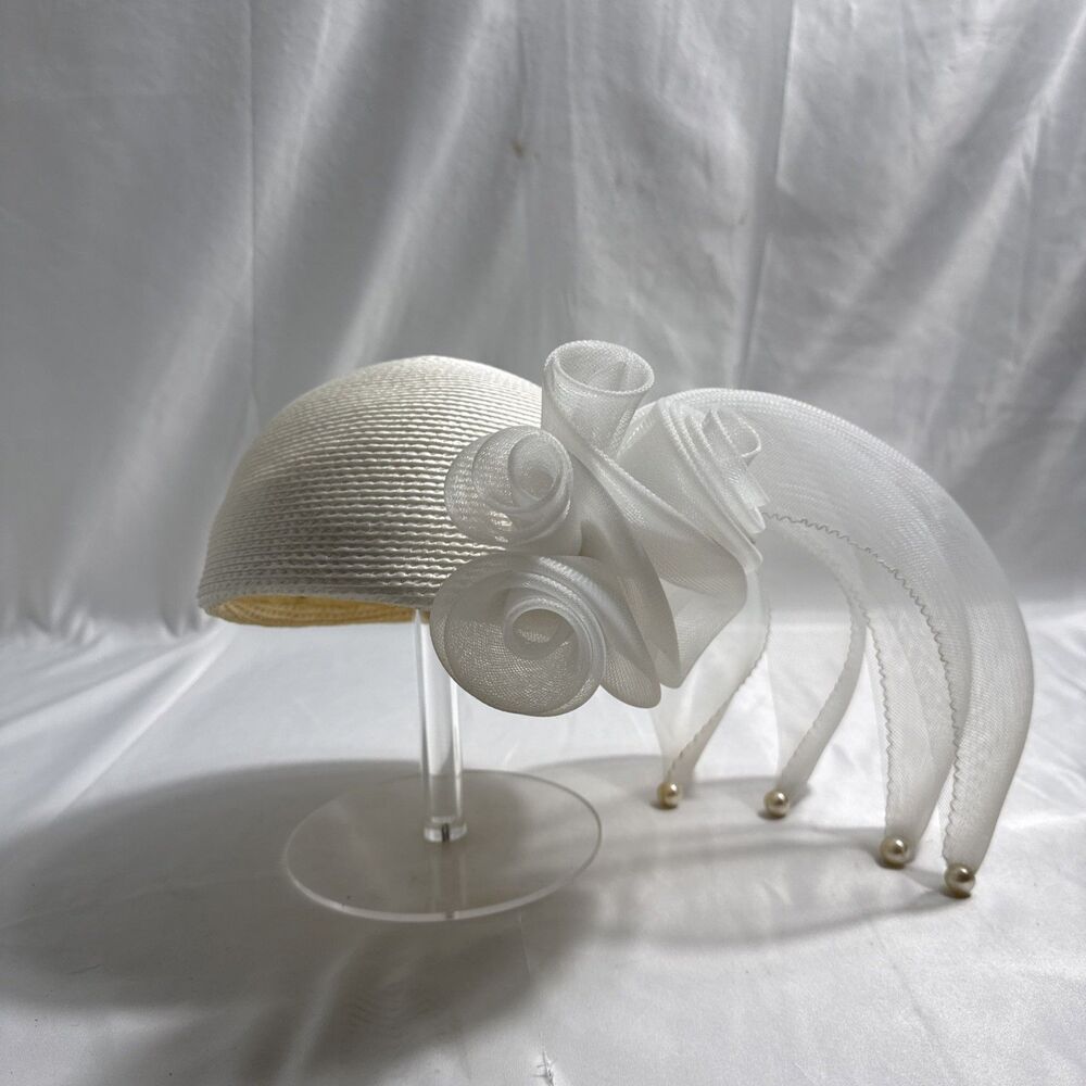 Mr. John Signature Series White Fascinator Hat Women’s 6 1/2 Straw Tool Beads